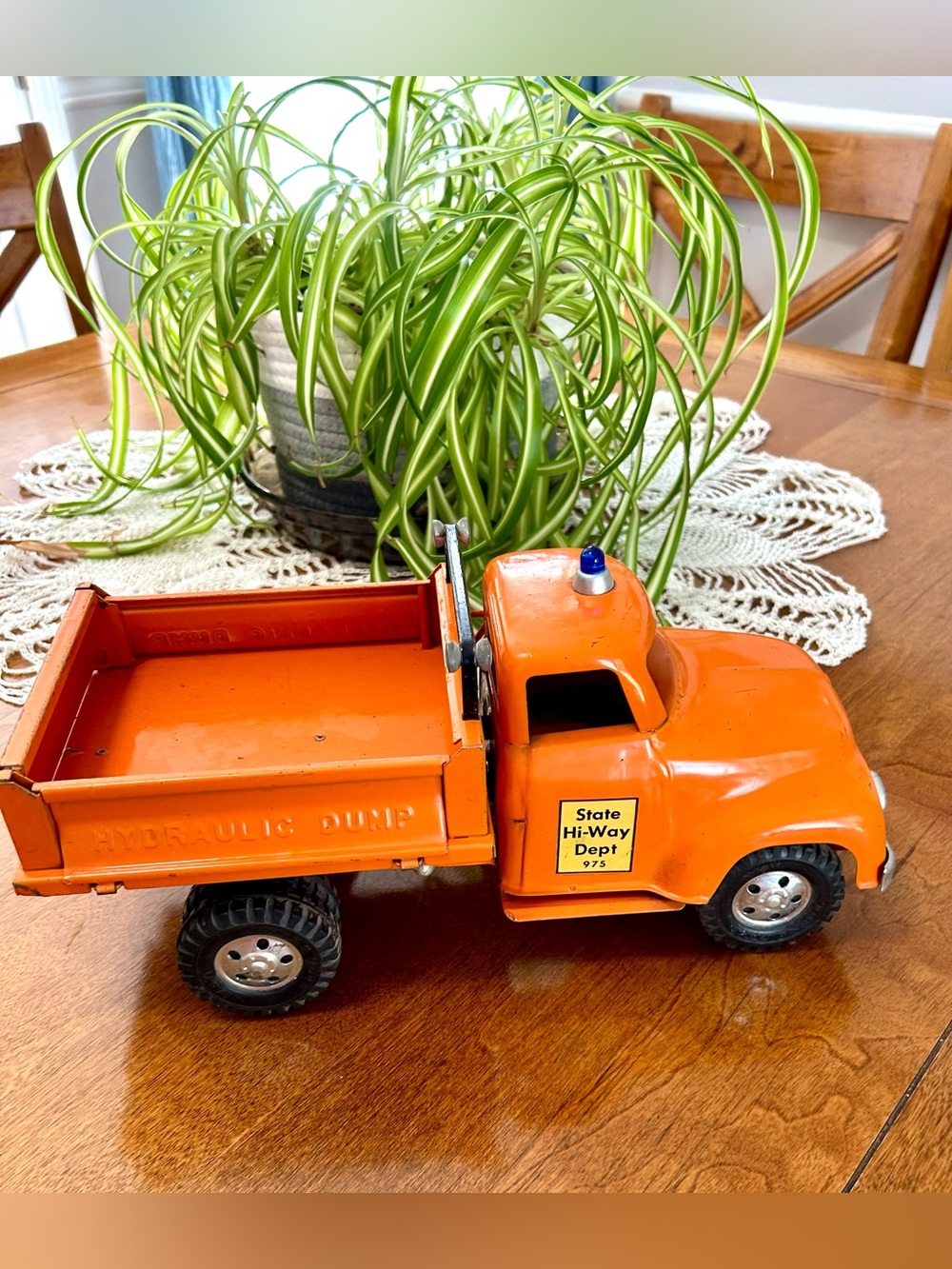 Vintage Orange 1950’s state hi-way 975 hydraulic Dump Truck tonka Toy Metal